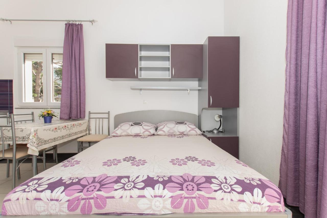 Studio Apartments Zloic In Krvavica Buitenkant foto