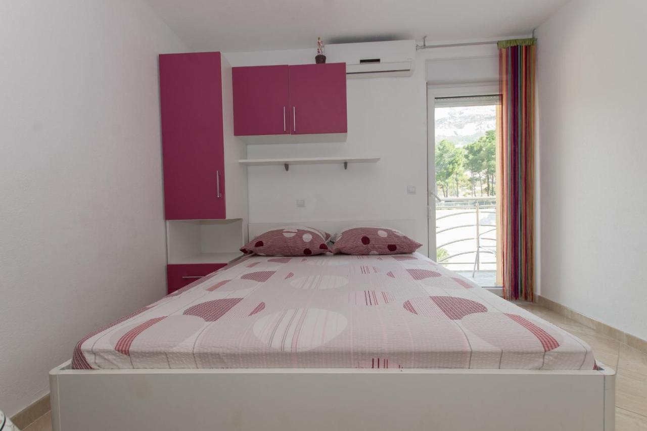 Studio Apartments Zloic In Krvavica Buitenkant foto